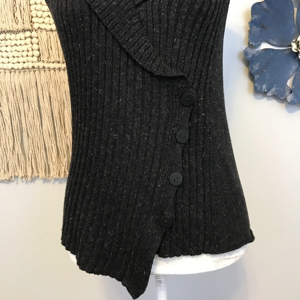 Eileen Fisher asymmetrical cable knit vest - Picture 5 of 8
